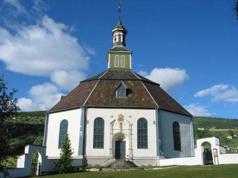 Sør Fron Kirke